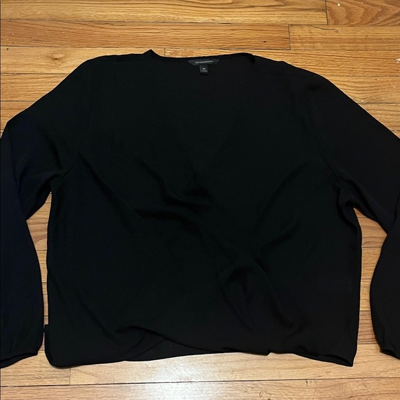 Banana Republic Black V-Neck Wrap Blouse - Picture 4 of 6